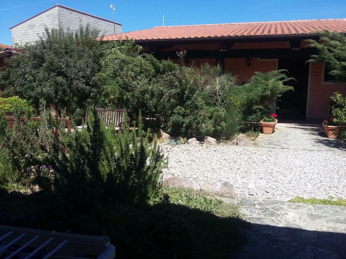 Agriturismo Pedru Caddu Villa Tula Kültér fotó